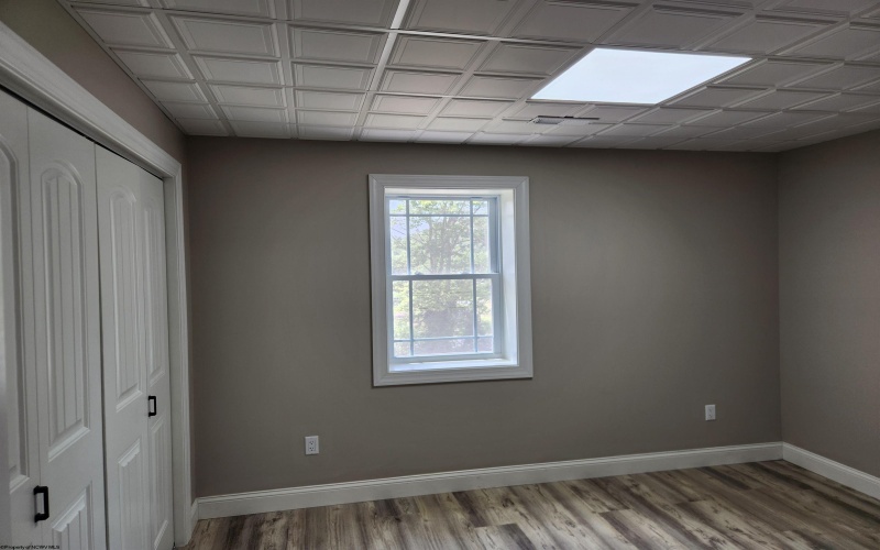 400 Sycamore Drive, Bridgeport, West Virginia 26330, 4 Bedrooms Bedrooms, 9 Rooms Rooms,3 BathroomsBathrooms,Single Family Detached,For Sale,Sycamore,0,10165641