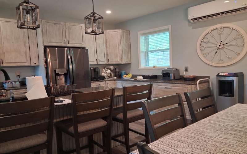 17 Wapiti Lane, Morgantown, West Virginia 26501, 2 Bedrooms Bedrooms, 7 Rooms Rooms,1 BathroomBathrooms,Single Family Detached,For Sale,Wapiti,0,10165599