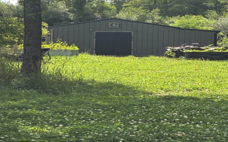 2608 Long Hollow Road, Masontown, West Virginia 26542, 1 Bedroom Bedrooms, 4 Rooms Rooms,1 BathroomBathrooms,Single Family Detached,For Sale,Long Hollow,0,10165642