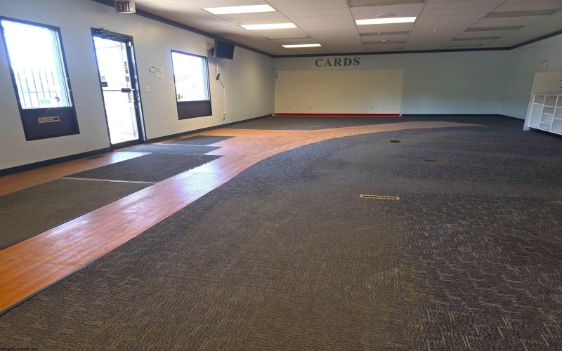 13150 Veterans Memorial Highway, Reedsville, West Virginia 26520, 0 , 0 ,0,Commercial (lease),For Rent,Veterans Memorial,0,10165525