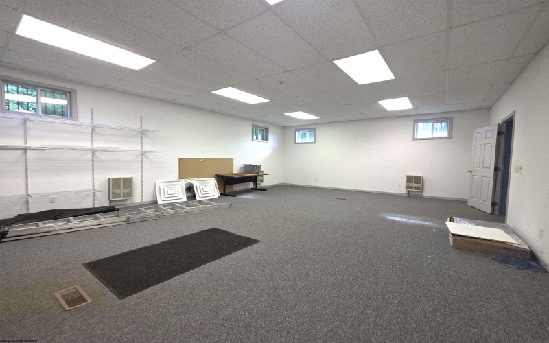 13150 Veterans Memorial Highway, Reedsville, West Virginia 26520, 0 , 0 ,0,Commercial (lease),For Rent,Veterans Memorial,0,10165525