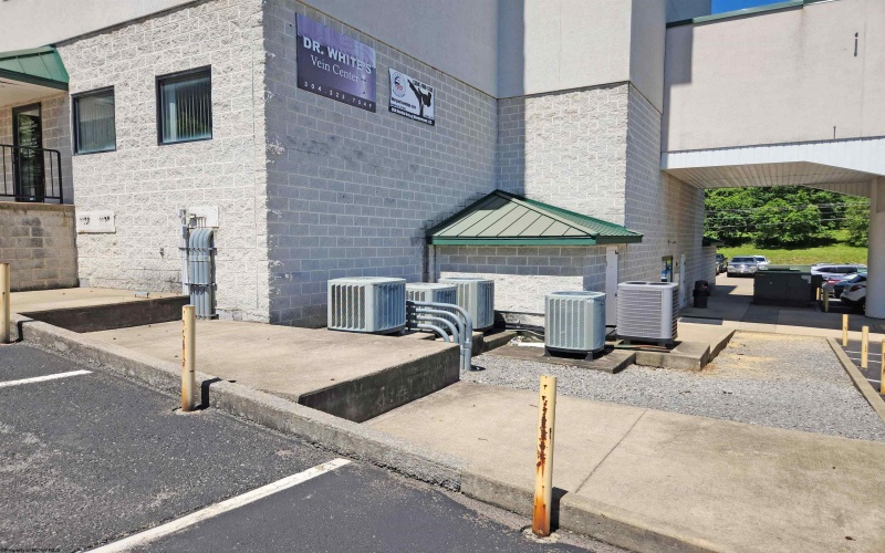 1311 Pineview Drive, Morgantown, West Virginia 26505, 0 , 0 ,0,Commercial (lease),For Rent,Pineview,0,10162868
