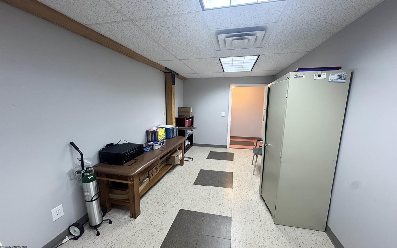 100-A Avery Olivia Way, Fairmont, West Virginia 26554, 0 , 0 ,0,Commercial (lease),For Rent,Avery Olivia,0,10163251