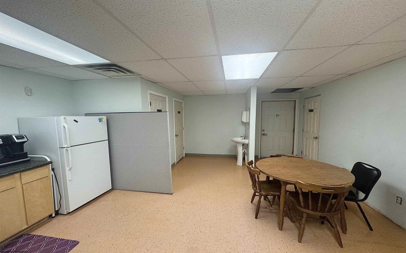 100-A Avery Olivia Way, Fairmont, West Virginia 26554, 0 , 0 ,0,Commercial (lease),For Rent,Avery Olivia,0,10163251