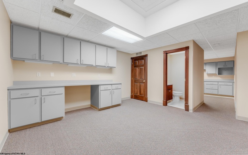 6000 Hampton Center, Morgantown, West Virginia 26505, 0 , 0 ,0,Commercial (lease),For Rent,Hampton,0,10164109