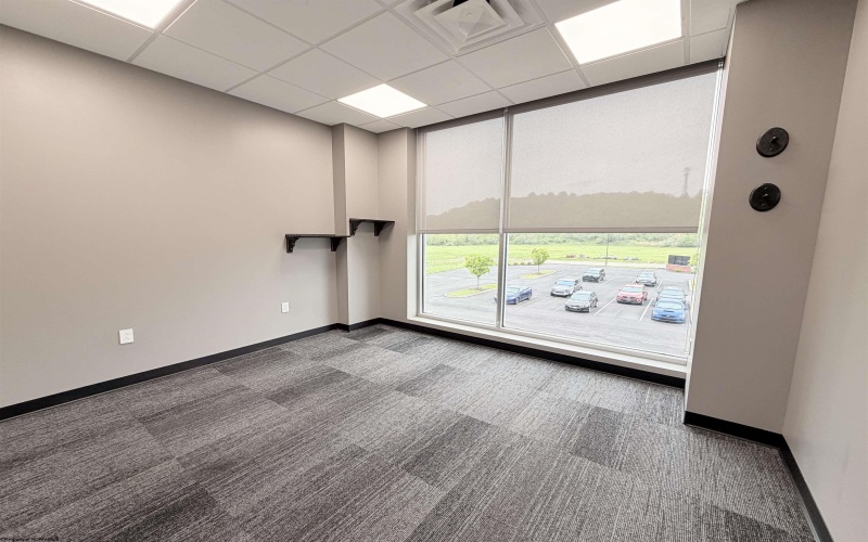 449 Fortress Boulevard, Morgantown, West Virginia 26508, 0 , 0 ,0,Commercial (lease),For Rent,Fortress,0,10164555