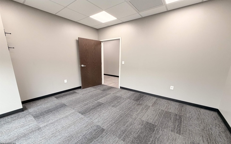 449 Fortress Boulevard, Morgantown, West Virginia 26508, 0 , 0 ,0,Commercial (lease),For Rent,Fortress,0,10164555