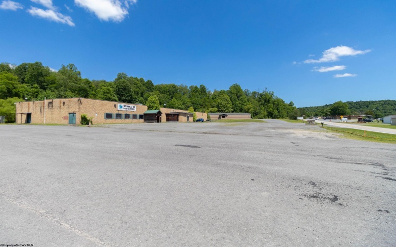 743 Thornton Pike, Grafton, West Virginia 26354, 0 , 0 ,0,Commercial (for Sale),For Sale,Thornton,0,10165611