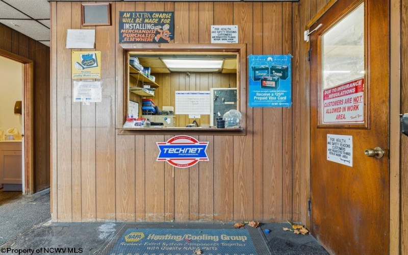 109 Lodgeville Road, Bridgeport, West Virginia 26330, 0 , 0 ,0,Commercial (for Sale),For Sale,Lodgeville,0,10162713