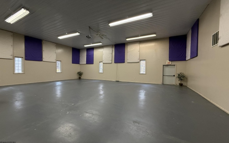 13573 South Preston Highway, Kingwood, West Virginia 26537, 0 , 0 ,0,Commercial (for Sale),For Sale,South Preston,0,10162292