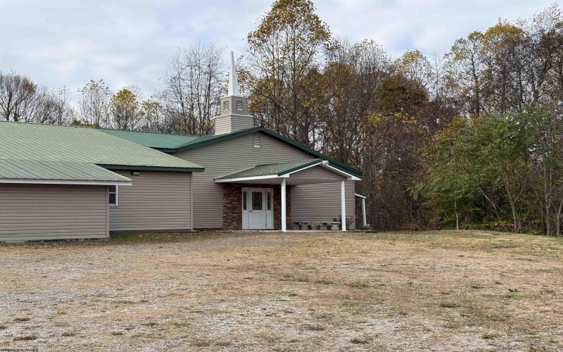 13573 South Preston Highway, Kingwood, West Virginia 26537, 0 , 0 ,0,Commercial (for Sale),For Sale,South Preston,0,10162292