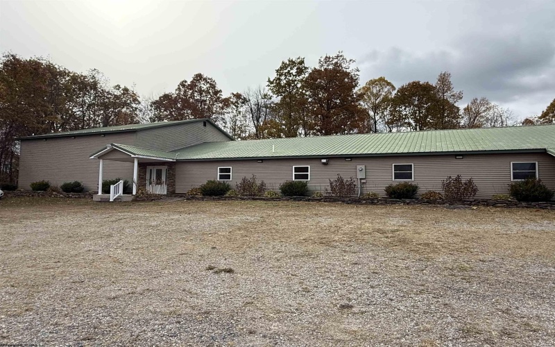 13573 South Preston Highway, Kingwood, West Virginia 26537, 0 , 0 ,0,Commercial (for Sale),For Sale,South Preston,0,10162292