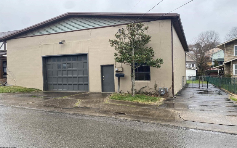 136 Hall Street, Clarksburg, West Virginia 26330, 0 , 0 ,0,Commercial (for Sale),For Sale,Hall,0,10162830