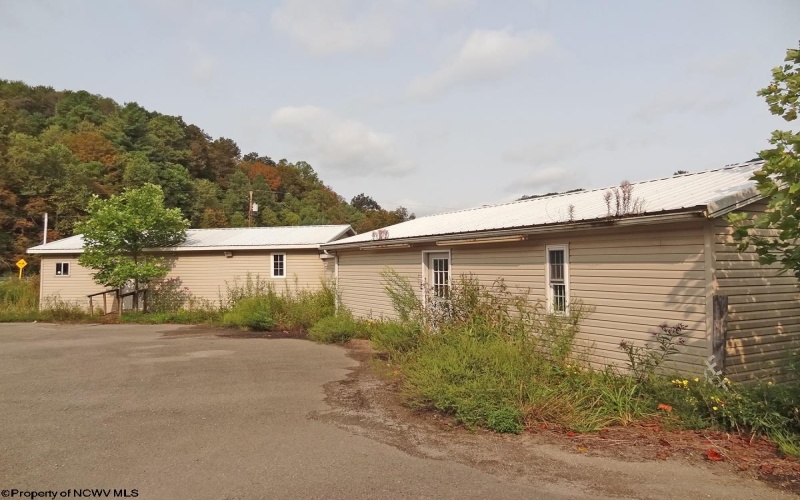 6281 Nestorville Road, Philippi, West Virginia 26416, 0 , 0 ,0,Commercial (for Sale),For Sale,Nestorville,0,10162867