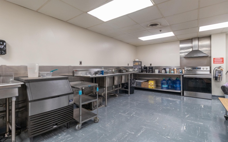 385 Good Hope Pike, Clarksburg, West Virginia 26301, 0 , 0 ,0,Commercial (for Sale),For Sale,Good Hope,0,10163215