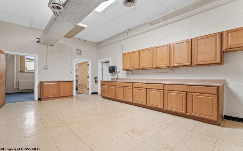 1433 Dorsey Avenue, Morgantown, West Virginia 26501, 0 , 0 ,0,Commercial (for Sale),For Sale,Dorsey,0,10163407