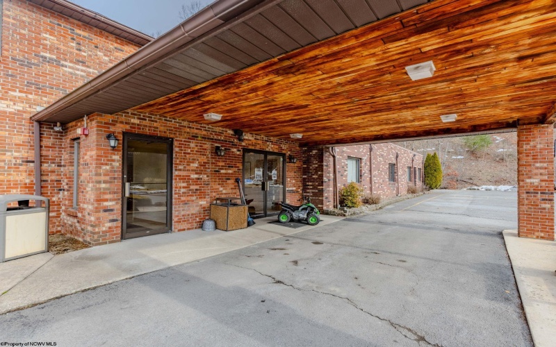 357 Beverly Pike, Elkins, West Virginia 26241-2916, 0 , 0 ,0,Commercial (for Sale),For Sale,Beverly,0,10163387