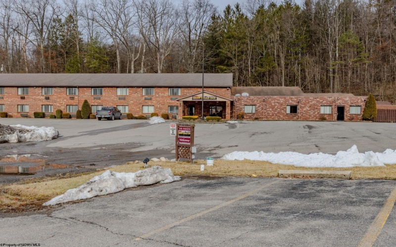 357 Beverly Pike, Elkins, West Virginia 26241-2916, 0 , 0 ,0,Commercial (for Sale),For Sale,Beverly,0,10163387