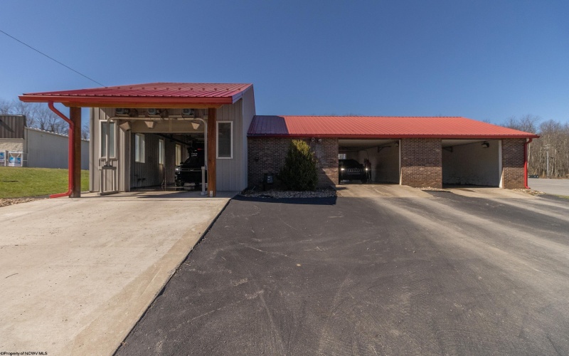 195 Robert Stone Way, Reedsville, West Virginia 26554, 0 , 0 ,0,Commercial (for Sale),For Sale,Robert Stone,0,10163982