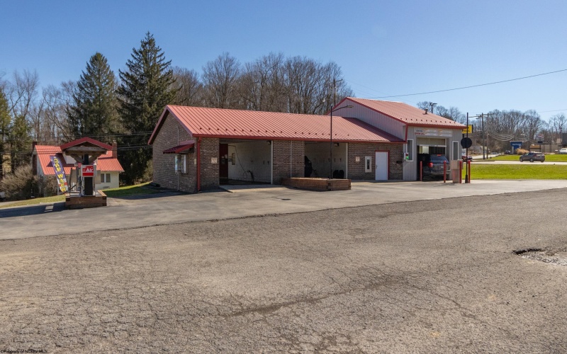195 Robert Stone Way, Reedsville, West Virginia 26554, 0 , 0 ,0,Commercial (for Sale),For Sale,Robert Stone,0,10163982