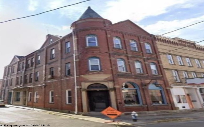 138 Main Avenue, Weston, West Virginia 26452, 0 , 0 ,0,Commercial (for Sale),For Sale,Main,0,10163641