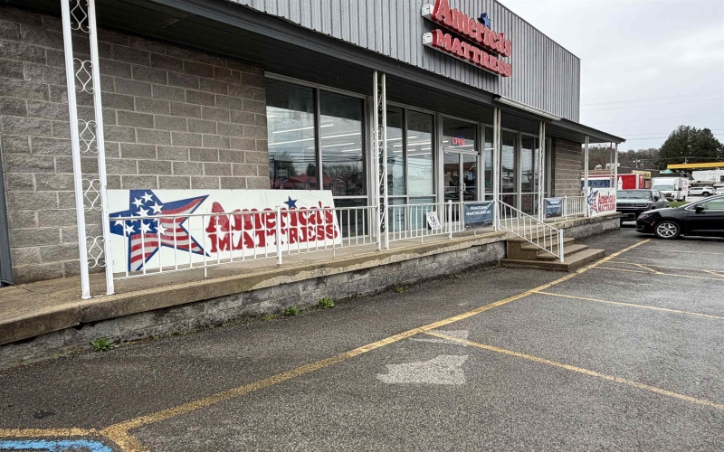 237 Kanawha Street, Buckhannon, West Virginia 26201, 0 , 0 ,0,Commercial (for Sale),For Sale,Kanawha,0,10163845