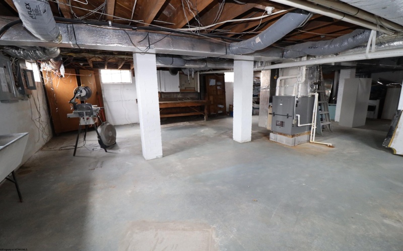 44 Randolph Avenue, Elkins, West Virginia 26241, 0 , 0 ,0,Commercial (for Sale),For Sale,Randolph,0,10164119