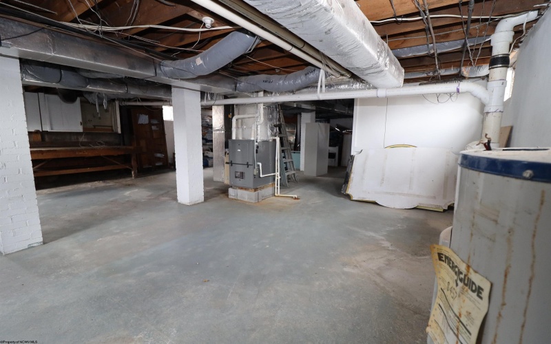44 Randolph Avenue, Elkins, West Virginia 26241, 0 , 0 ,0,Commercial (for Sale),For Sale,Randolph,0,10164119