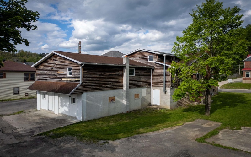 122 Randolph Avenue, Elkins, West Virginia 26241, 0 , 0 ,0,Commercial (for Sale),For Sale,Randolph,0,10164733