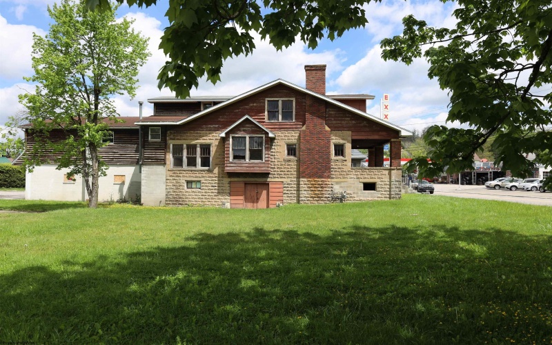 122 Randolph Avenue, Elkins, West Virginia 26241, 0 , 0 ,0,Commercial (for Sale),For Sale,Randolph,0,10164733