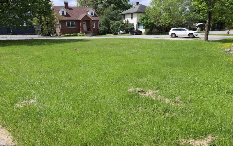 122 Randolph Avenue, Elkins, West Virginia 26241, 0 , 0 ,0,Commercial (for Sale),For Sale,Randolph,0,10164733