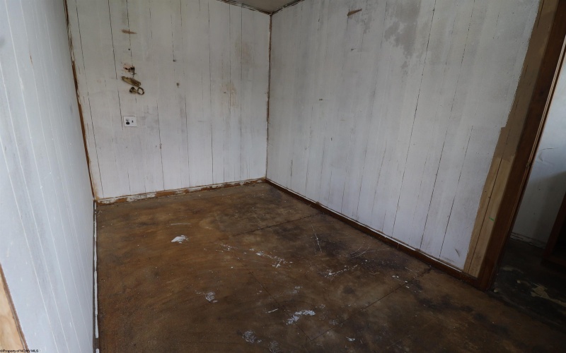 122 Randolph Avenue, Elkins, West Virginia 26241, 0 , 0 ,0,Commercial (for Sale),For Sale,Randolph,0,10164733