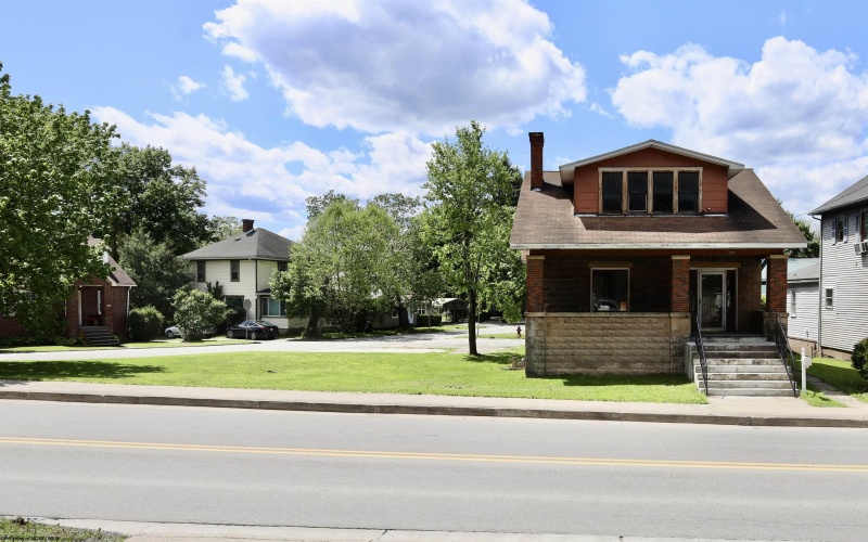 122 Randolph Avenue, Elkins, West Virginia 26241, 0 , 0 ,0,Commercial (for Sale),For Sale,Randolph,0,10164733