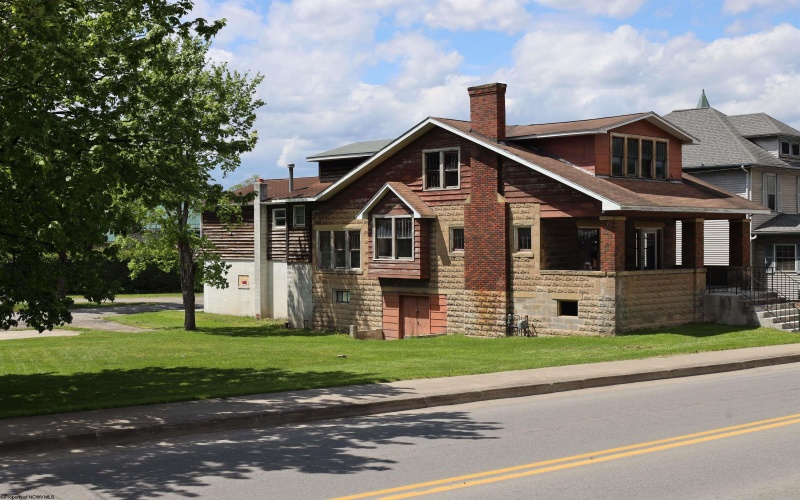 122 Randolph Avenue, Elkins, West Virginia 26241, 0 , 0 ,0,Commercial (for Sale),For Sale,Randolph,0,10164733