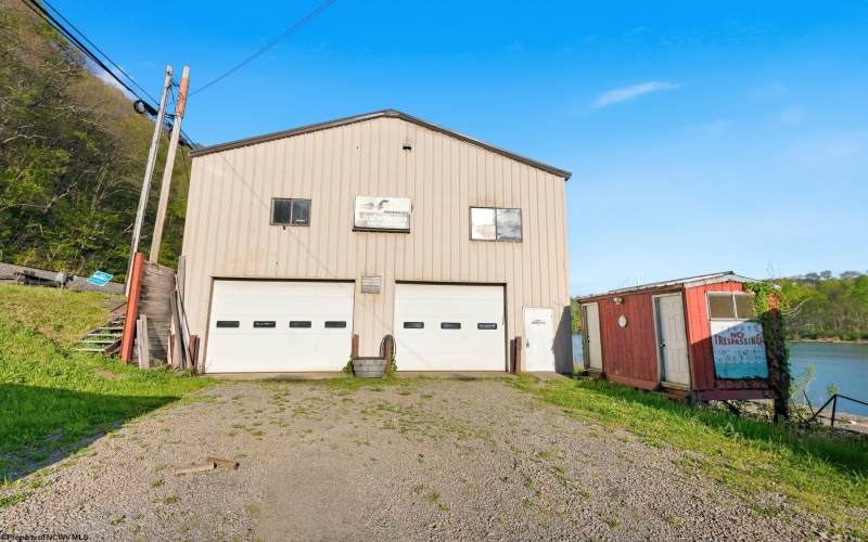 490 Fort Martin Road, Morgantown, West Virginia 26541, 0 , 0 ,0,Commercial (for Sale),For Sale,Fort Martin,0,10164458
