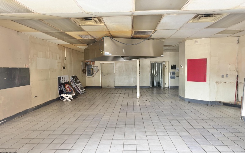 500 Fairmont Avenue, Fairmont, West Virginia 26554, 0 , 0 ,0,Commercial (for Sale),For Sale,Fairmont,0,10165311