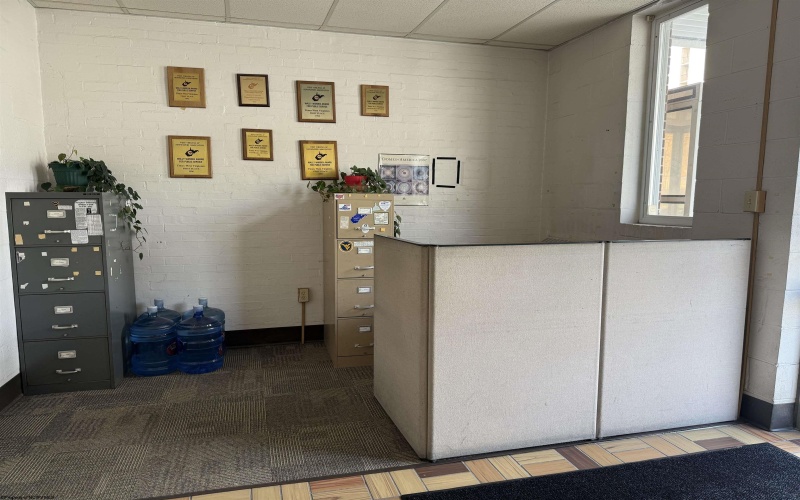 300 Quincy Street, Fairmont, West Virginia 26554, 0 , 0 ,0,Commercial (for Sale),For Sale,Quincy,0,10164481
