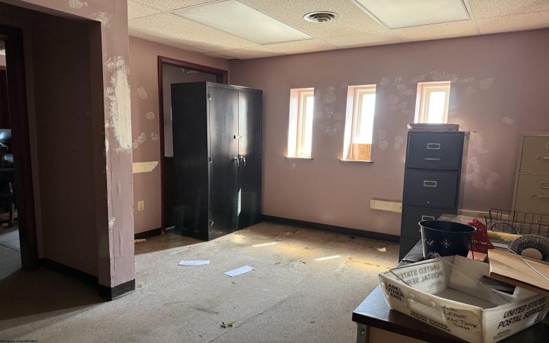 300 Quincy Street, Fairmont, West Virginia 26554, 0 , 0 ,0,Commercial (for Sale),For Sale,Quincy,0,10164481