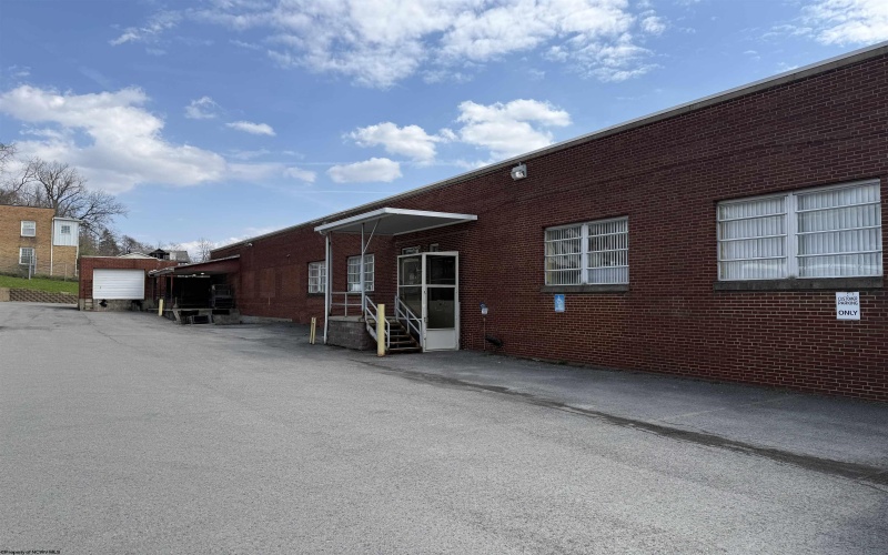 300 Quincy Street, Fairmont, West Virginia 26554, 0 , 0 ,0,Commercial (for Sale),For Sale,Quincy,0,10164481