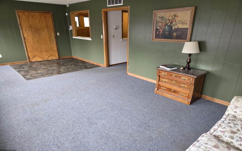 229 Walnut Street, Parsons, West Virginia 26287-0000, 0 , 0 ,0,Commercial (for Sale),For Sale,Walnut,0,10165035