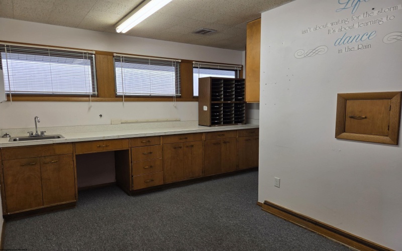229 Walnut Street, Parsons, West Virginia 26287-0000, 0 , 0 ,0,Commercial (for Sale),For Sale,Walnut,0,10165035