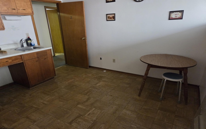 229 Walnut Street, Parsons, West Virginia 26287-0000, 0 , 0 ,0,Commercial (for Sale),For Sale,Walnut,0,10165035