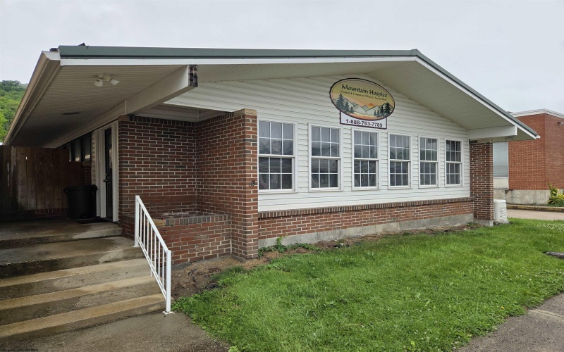 229 Walnut Street, Parsons, West Virginia 26287-0000, 0 , 0 ,0,Commercial (for Sale),For Sale,Walnut,0,10165035