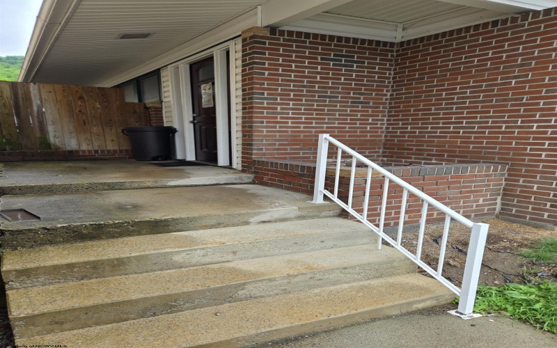 229 Walnut Street, Parsons, West Virginia 26287-0000, 0 , 0 ,0,Commercial (for Sale),For Sale,Walnut,0,10165035