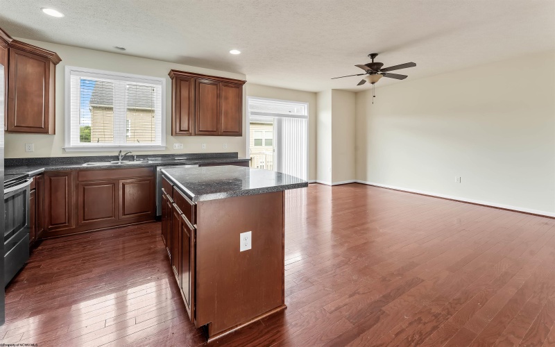 3313 Sun Court, Morgantown, West Virginia 26505, 4 Bedrooms Bedrooms, 7 Rooms Rooms,4 BathroomsBathrooms,Residential Rentals,For Rent,Sun,0,10165658