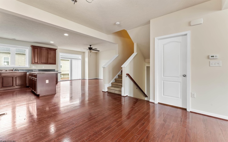 3313 Sun Court, Morgantown, West Virginia 26505, 4 Bedrooms Bedrooms, 7 Rooms Rooms,4 BathroomsBathrooms,Residential Rentals,For Rent,Sun,0,10165658