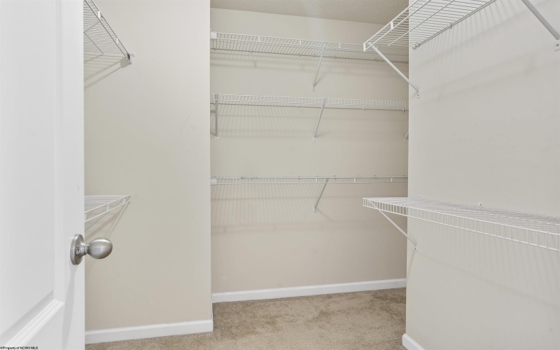3313 Sun Court, Morgantown, West Virginia 26505, 4 Bedrooms Bedrooms, 7 Rooms Rooms,4 BathroomsBathrooms,Residential Rentals,For Rent,Sun,0,10165658