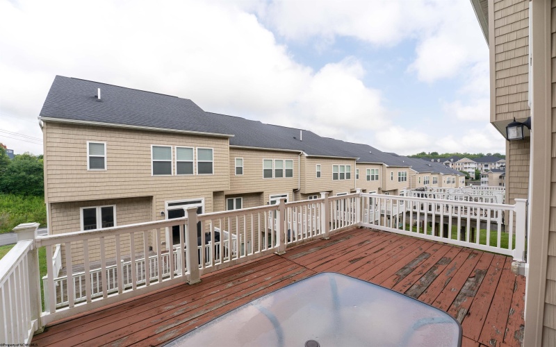 3313 Sun Court, Morgantown, West Virginia 26505, 4 Bedrooms Bedrooms, 7 Rooms Rooms,4 BathroomsBathrooms,Residential Rentals,For Rent,Sun,0,10165658