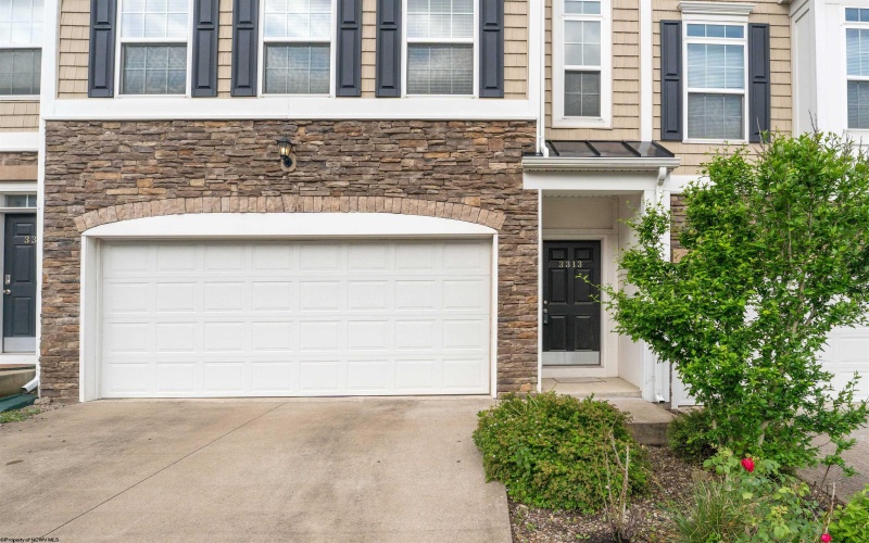 3313 Sun Court, Morgantown, West Virginia 26505, 4 Bedrooms Bedrooms, 7 Rooms Rooms,4 BathroomsBathrooms,Residential Rentals,For Rent,Sun,0,10165658