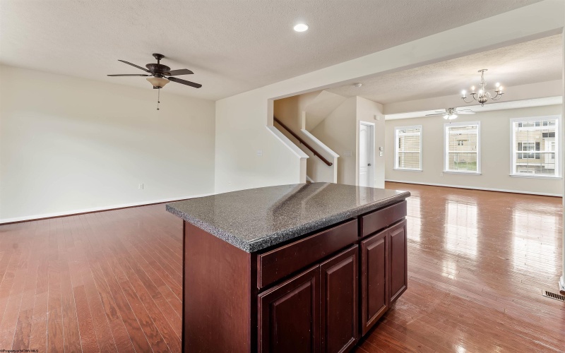 3313 Sun Court, Morgantown, West Virginia 26505, 4 Bedrooms Bedrooms, 7 Rooms Rooms,4 BathroomsBathrooms,Residential Rentals,For Rent,Sun,0,10165658